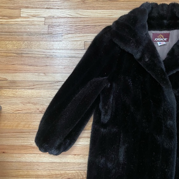 Vintage JORDACHE Faux Fur Coat - Picture 2 of 15